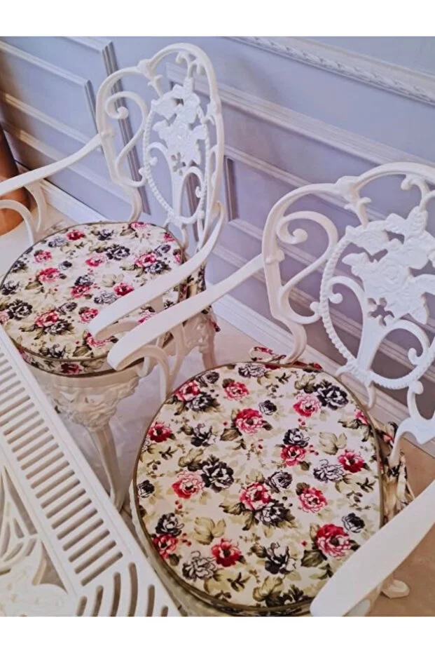 Isparta Model Ferforje Görünümlü Plastik Oval 4'lü Masa ve Sandalye Takım